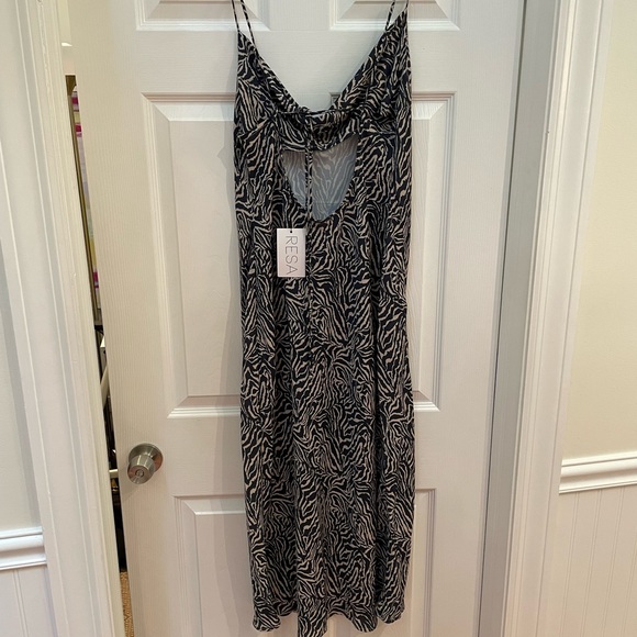 RESA Madison Slip in Zeppelin - Picture 2 of 10